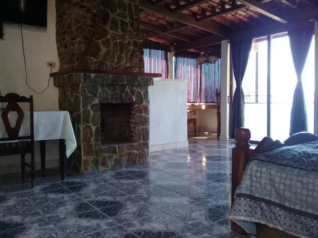 Hotel Nuestro Sueno San Antonio Palopó Εξωτερικό φωτογραφία